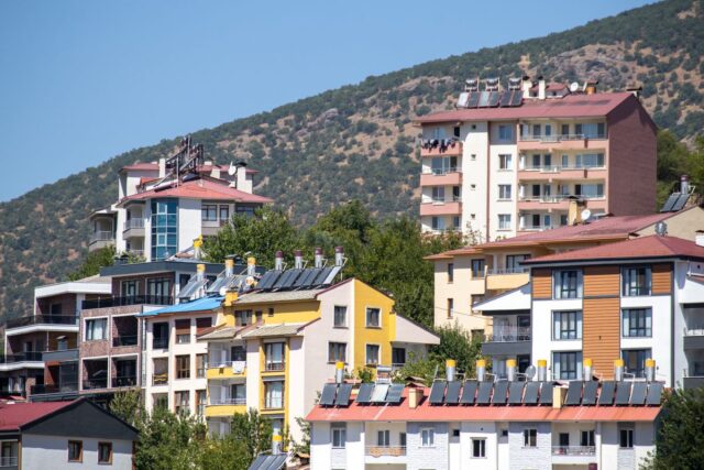 Factorul de capacitate: de ce o turbină de 1 MW nu produce 1 MW tot timpul